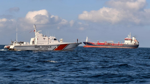 Marmara'da 2 gemi çarpıştı