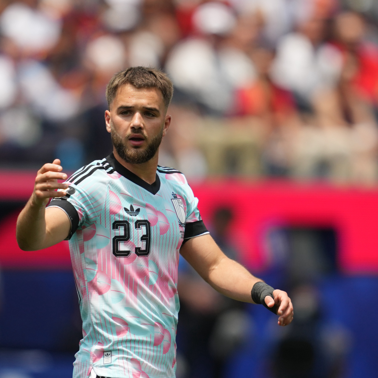 Beşiktaş, Nicolas Raskin ile anlaşmaya yakın!