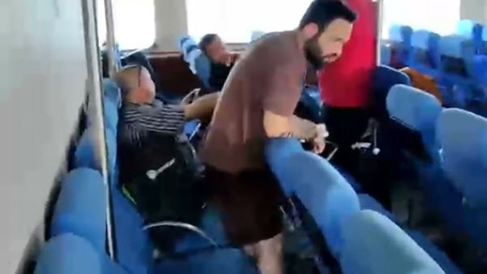 Göz göre göre felaket! Girne'deki dehşet gemisi, 3 ay önce de su almış!