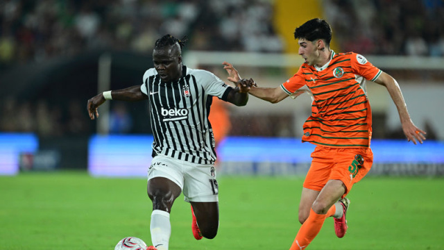 Beşiktaş Ümit Akdağ'ı kadrosuna kattı