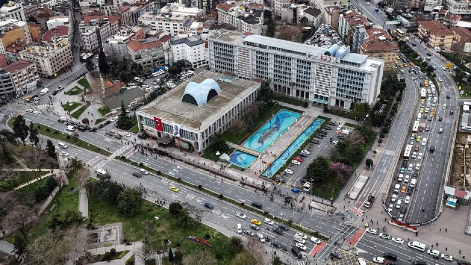 İBB'ye yeni dalga operasyon