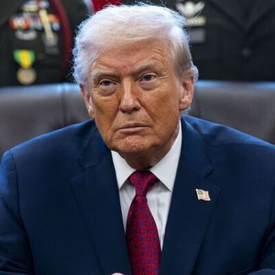 Trump portreli 1 dolarlık madeni para basıldı