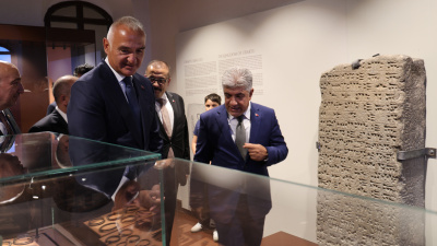 Sessiz taşlar konuşuyor