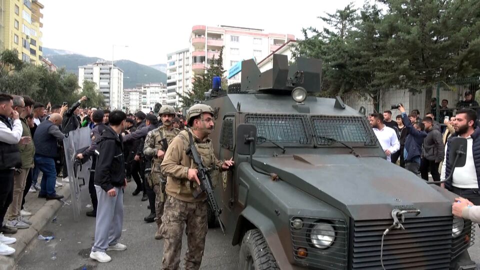 10 kişiyi katletmişti! Okul saldırısı davası başladı!