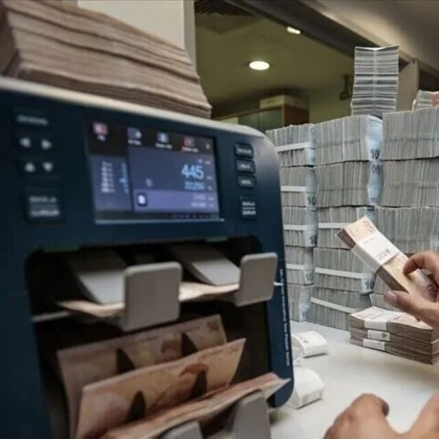 En büyük 10 banka, ilk yarıda 415,7 milyar lira kâr elde etti
