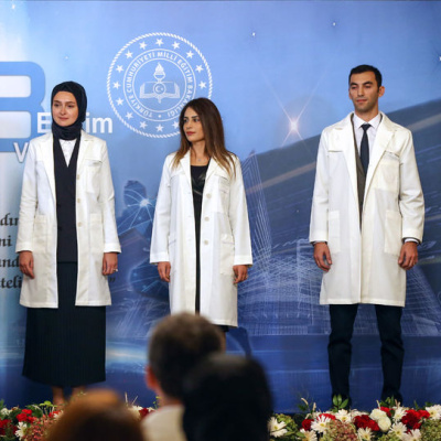 Öğretmen önlüğü standartları belirlendi