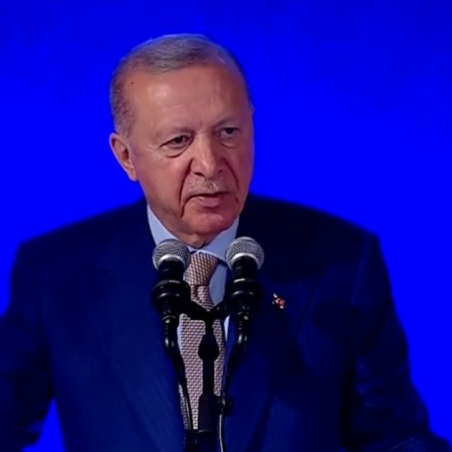 Cumhurbaşkanı Erdoğan'dan açıklamalar