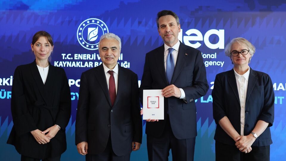 Bakan Bayraktar: Yeni enerji mimarimizde 'elektrikleşme' var