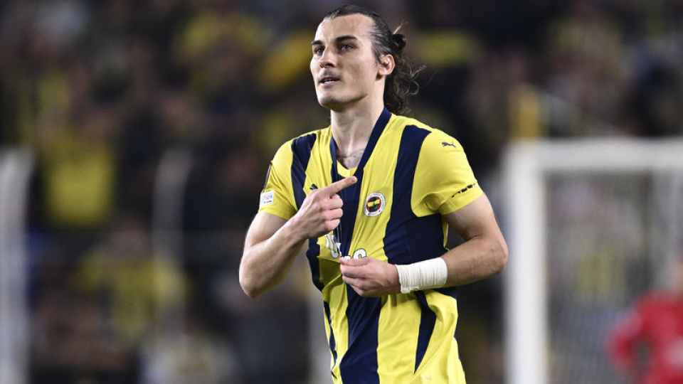 Fenerbahçe'de Çağlar Söyüncü ile yollar ayrıldı!