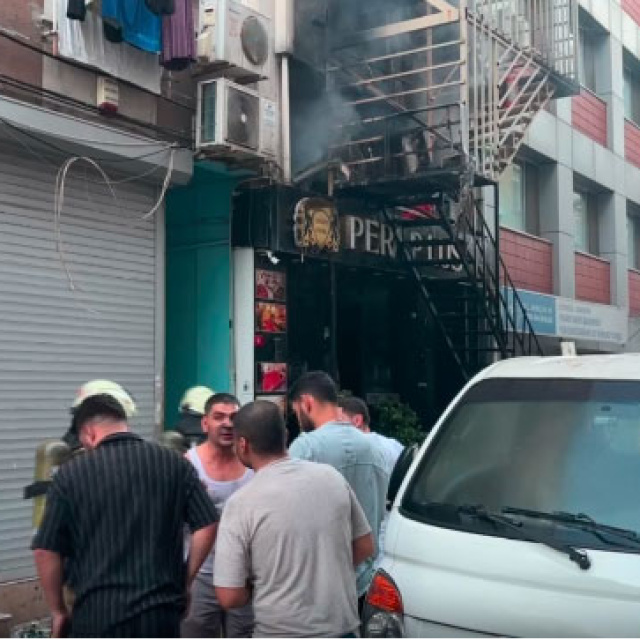Bakırköy'de otel yangını! Yaralılar var