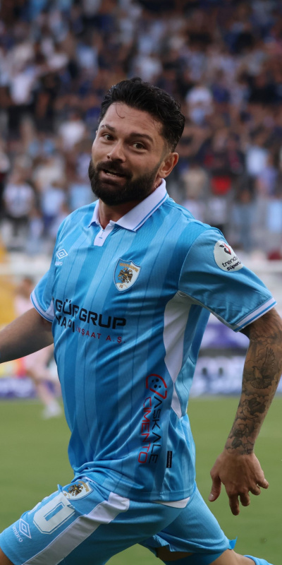 Erzurumspor galibiyetle tanıştı!