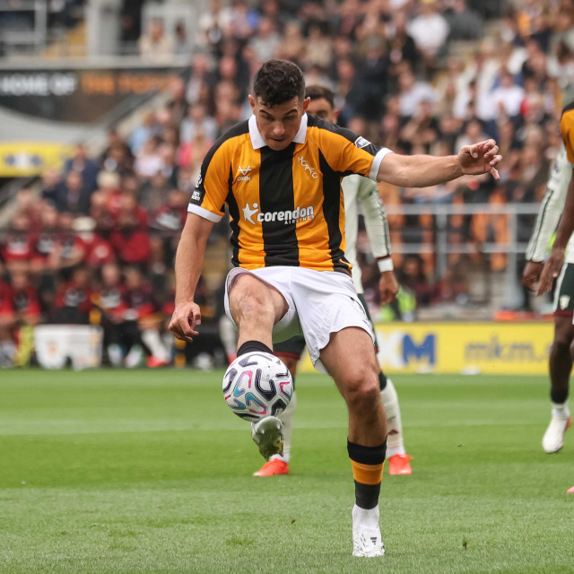 Hull City'den Aston Villa'ya geçit yok!