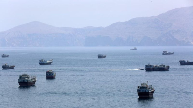 İran ABD'ye ait insansız deniz aracını hedef aldı