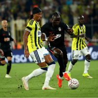 "F.Bahçe topu Beşiktaş'a bıraktı"