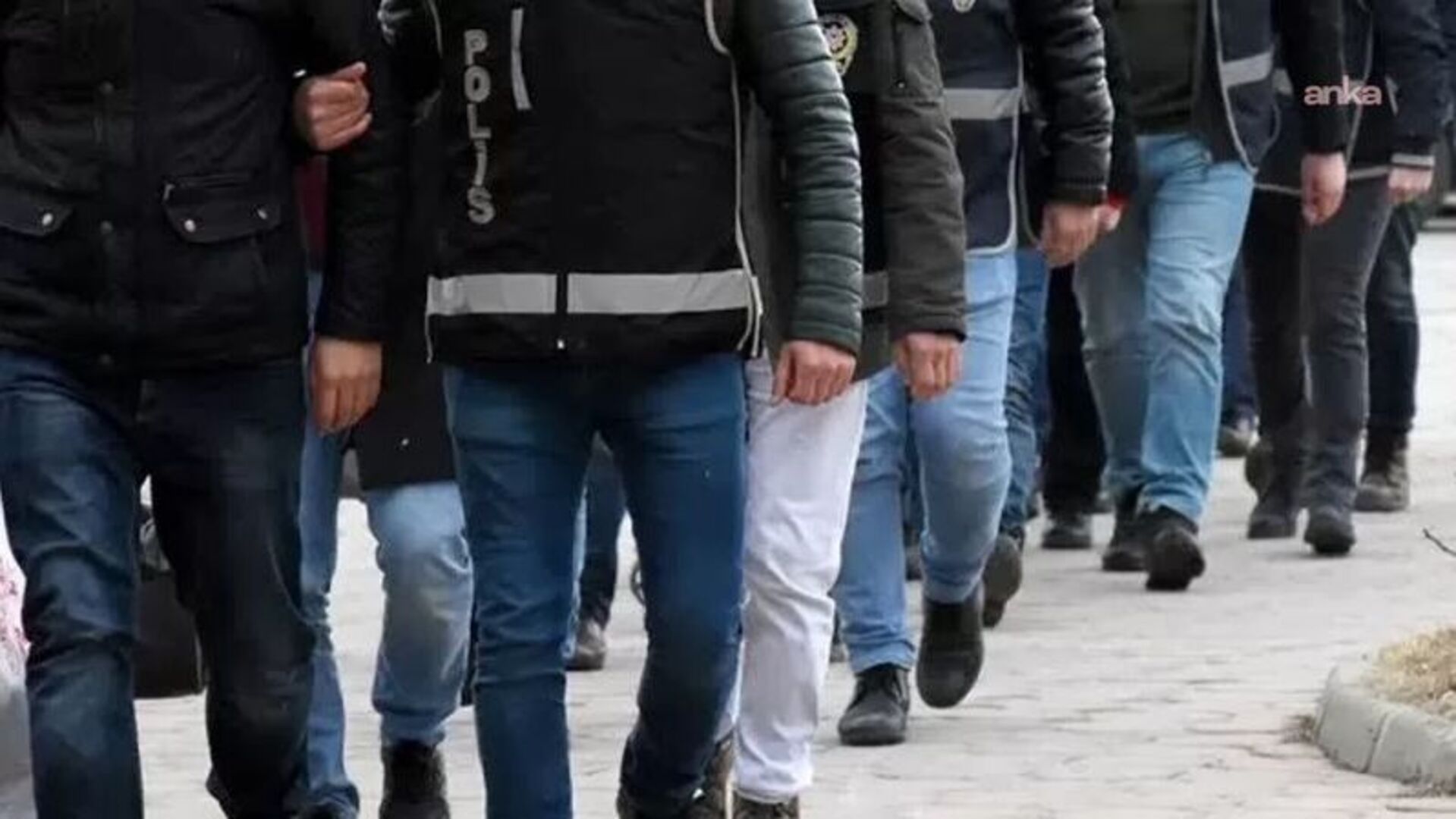 Ankara'da uyuşturucu ve fuhuş soruşturması! 3'üncü dalga operasyon; gözaltı sayısı 17'ye çıktı haber görseli