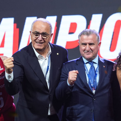 "Türkiye voleybolda müthiş işler başarıyor!"