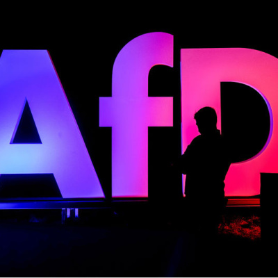 Almanya'da eyalet seçimini aşırı sağcı AfD kazandı