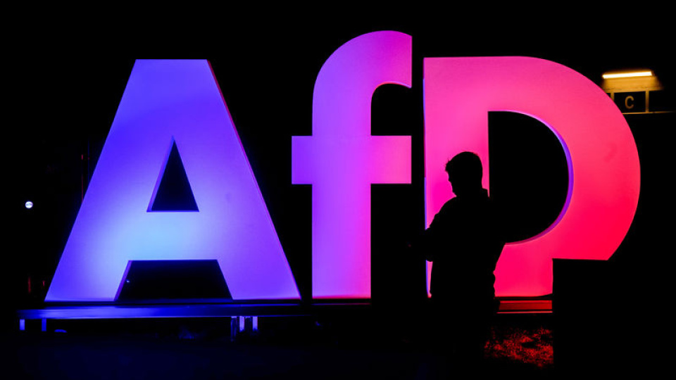 Almanya'da eyalet seçimini aşırı sağcı AfD kazandı