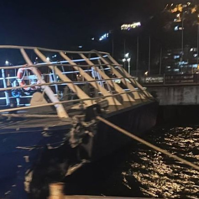 Mudanya'da deniz otobüsü iskeleye çarptı