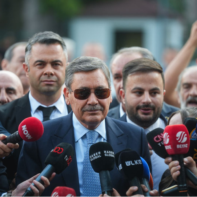 Gökçek'in oğlu ve gelini adliyede