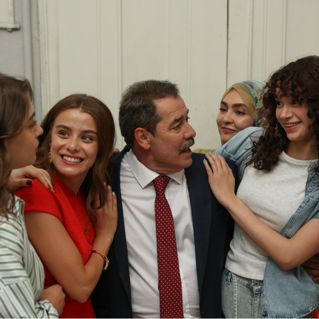 Evlilik Güzeldir oyuncu kadrosu ve konusu