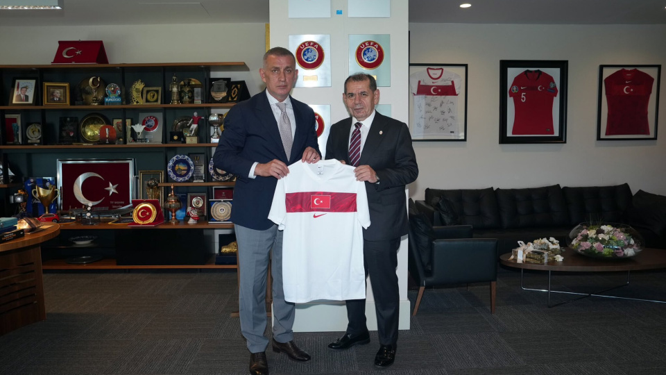 G.Saray'dan TFF'ye ziyaret!