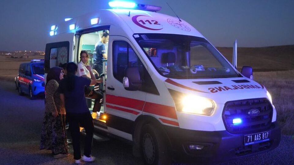 14 yaralı! İş servisi kaza yaptı
