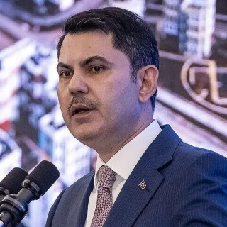 Bakan Kurum'dan Yarısı Bizden paylaşımı