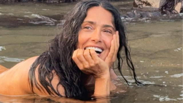 Salma Hayek'ten 60'ıncı yaş pozları