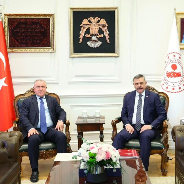Bakanlar Çiftçi ve Bak, güvenlik tedbirlerini değerlendirdi