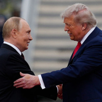 Putin ve Trump telefonda görüştü