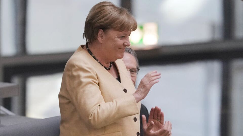 Merkel: Kalbim kan ağlıyor