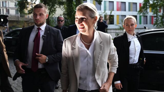 Berlin Duvarı yıkıldı mı?
