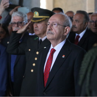Kılıçdaroğlu, Anıtkabir'i ziyaret etti