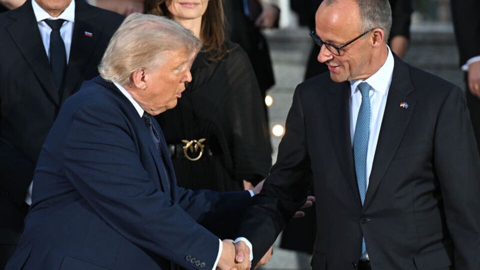 Almanya, Trump ile görüşmeyi erteledi