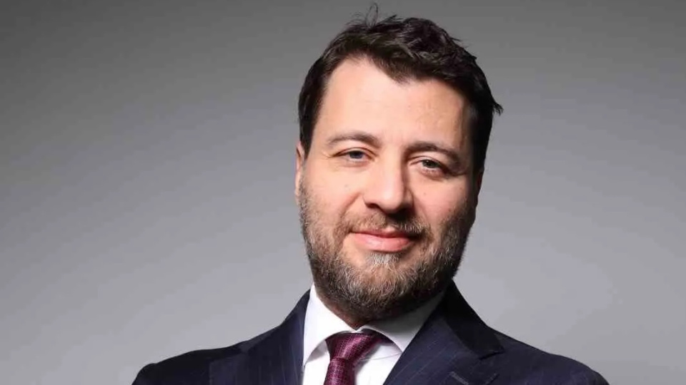 Tera, Pusula'yı satın almak için görüşmelere başladı