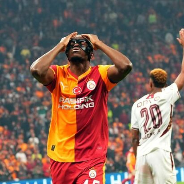 Osimhen Sporting Lizbon maç kadrosunda var mı?