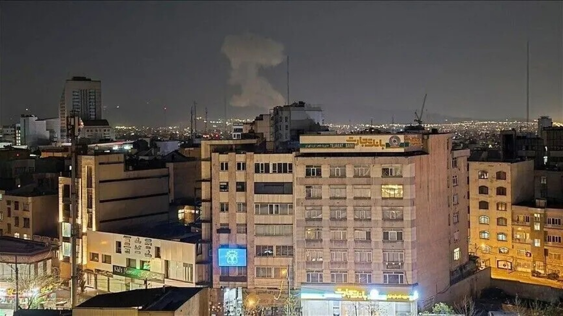 İran'ın Keşm adasında patla sesleri