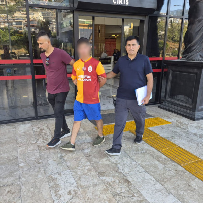 Turist kadına bıçaklı ve cinsel saldırı