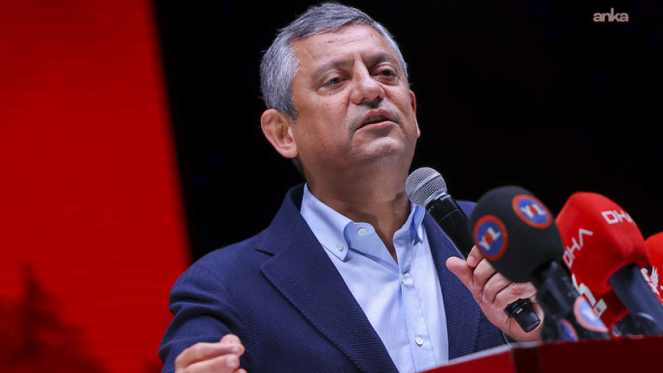 Özel'e 800 bin TL'lik tazminat cezası