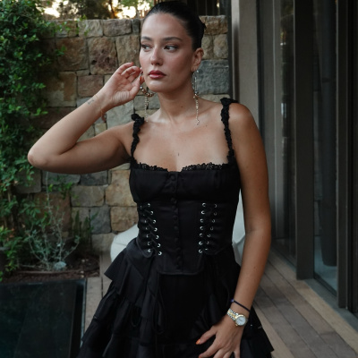 Pelin Akil'den çocukluk aşkı itirafı