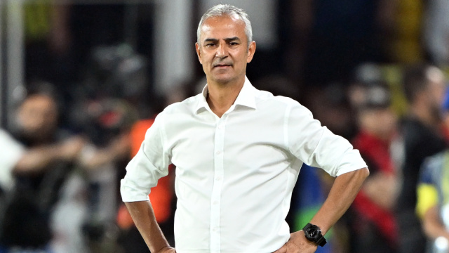 Fenerbahçe'de teknik direktör İsmail Kartal istifa etti!