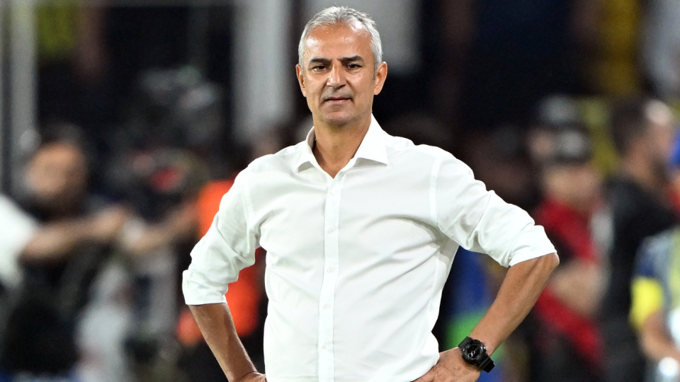 Fenerbahçe'de teknik direktör İsmail Kartal istifa etti!