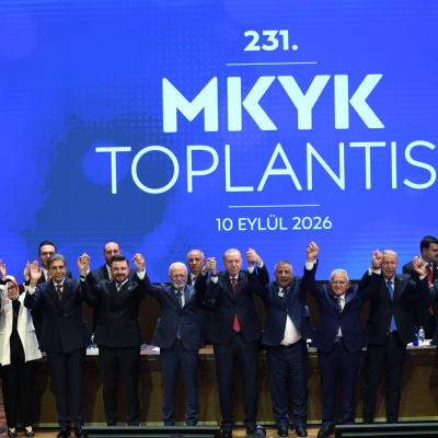 4 belediye başkanı AK Parti’ye katıldı