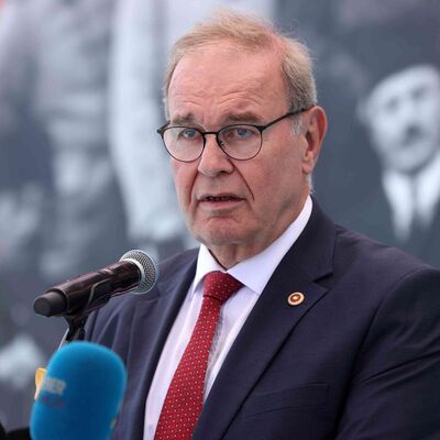 "Siyasette küskünlük olmaz"