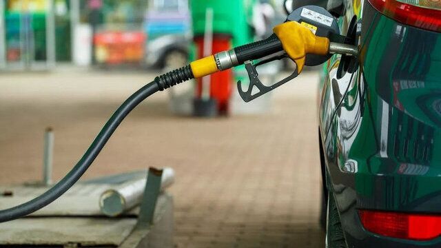 Benzine zam mı geldi?