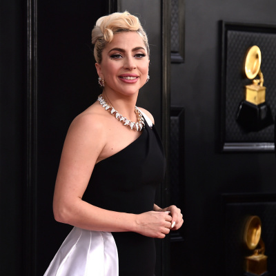 Lady Gaga anne oldu