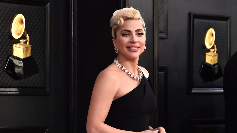 Lady Gaga anne oldu
