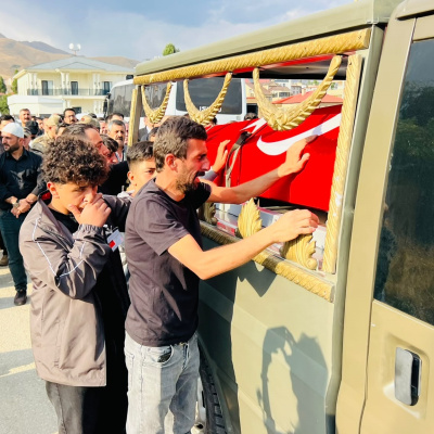 Şehit er Ziyar Koparan toprağa verildi