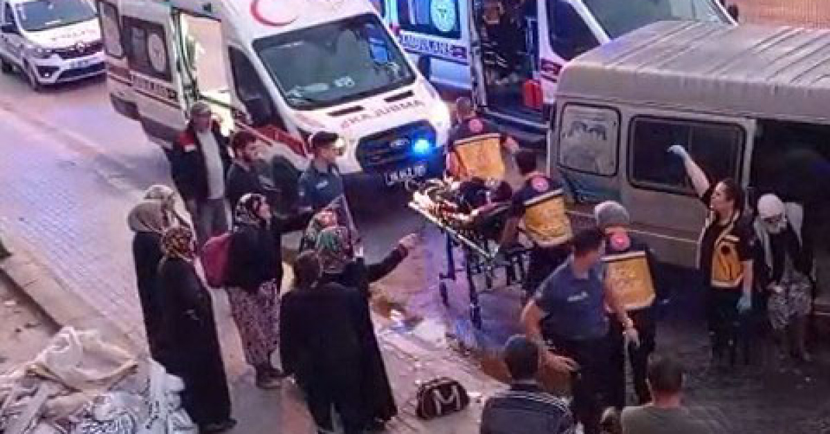 Dikkat Çeken Gelişme: Bursa’da minibüs traktöre çarptı: 10 yaralı